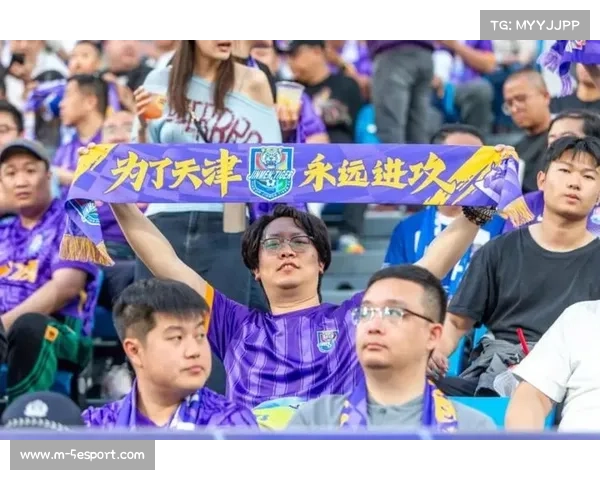 天津津门虎创意横幅以幽默嘲讽对手引发热议相声加油团显现独特竞技风格