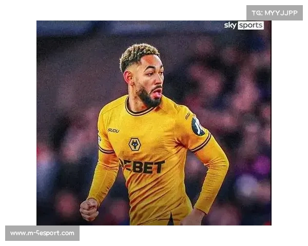 曼联库尼亚10号球衣销量创纪录 球迷期待重塑锋线三叉戟