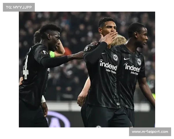 柏林联合2-2战平法兰克福，双方对攻大战