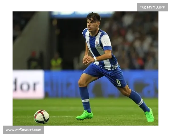 恩-内斯里经纪人接触尤文，球员未来悬而未决